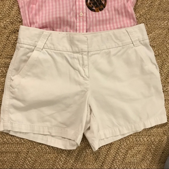 J crew 5 inch Chino Shorts! Size 6. - Picture 2 of 4